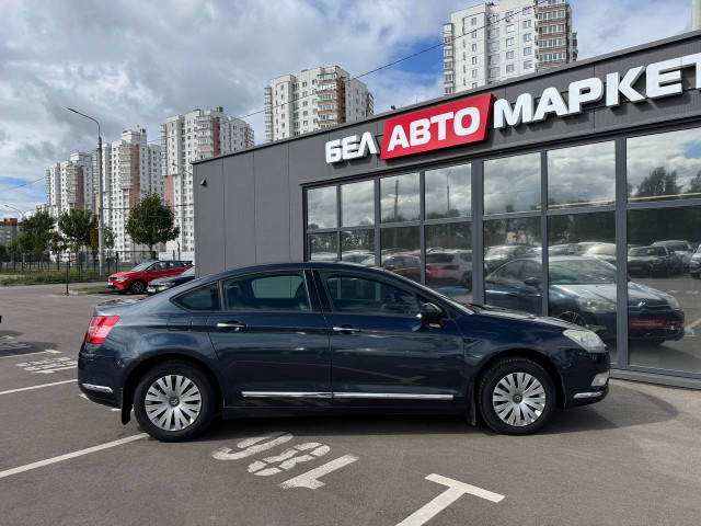 Фото автомобиля 3