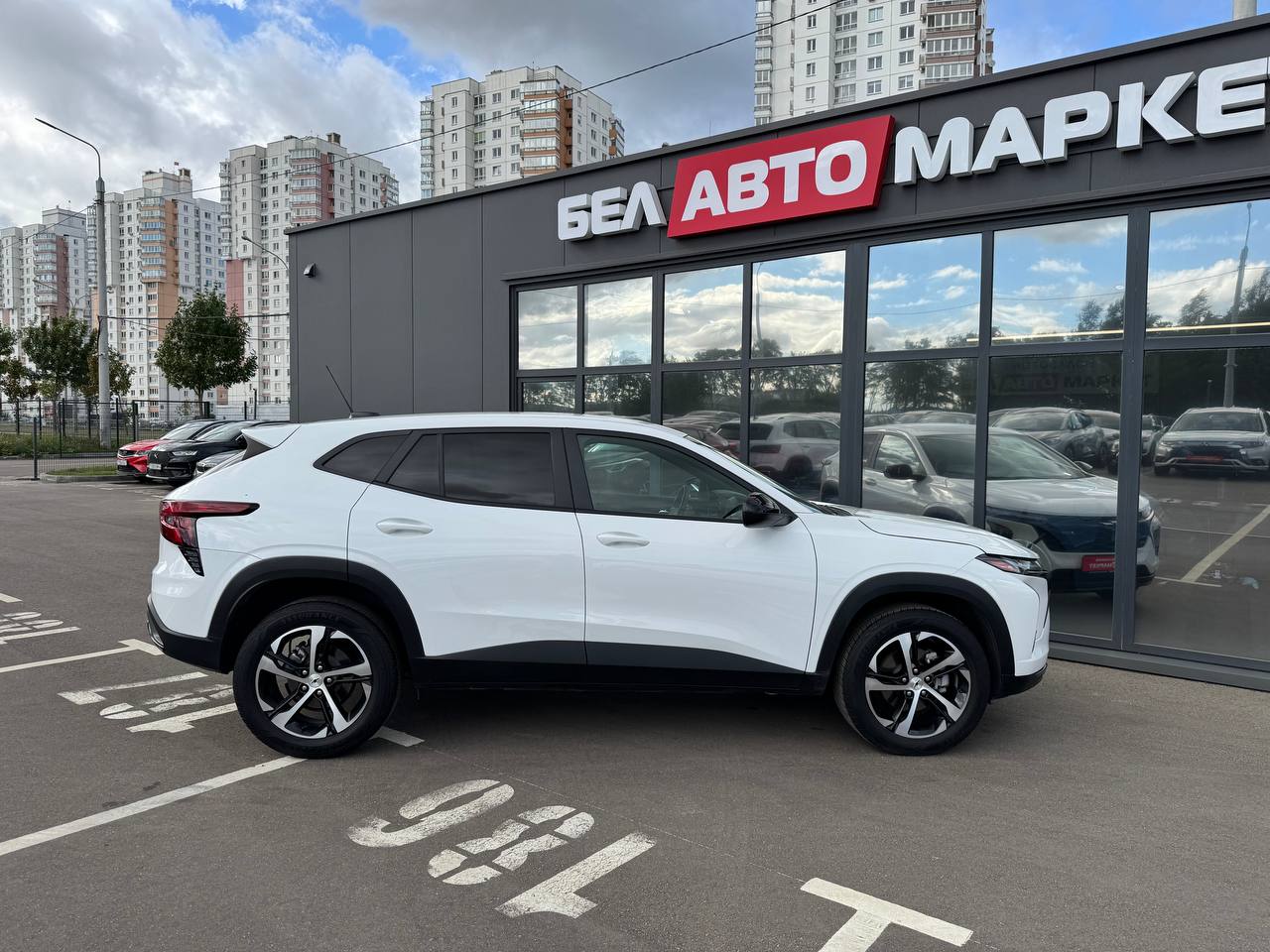 Фото автомобиля 3