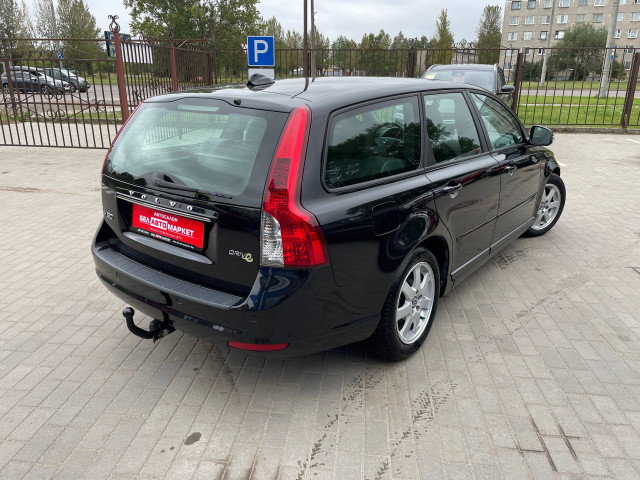 Фото автомобиля 12