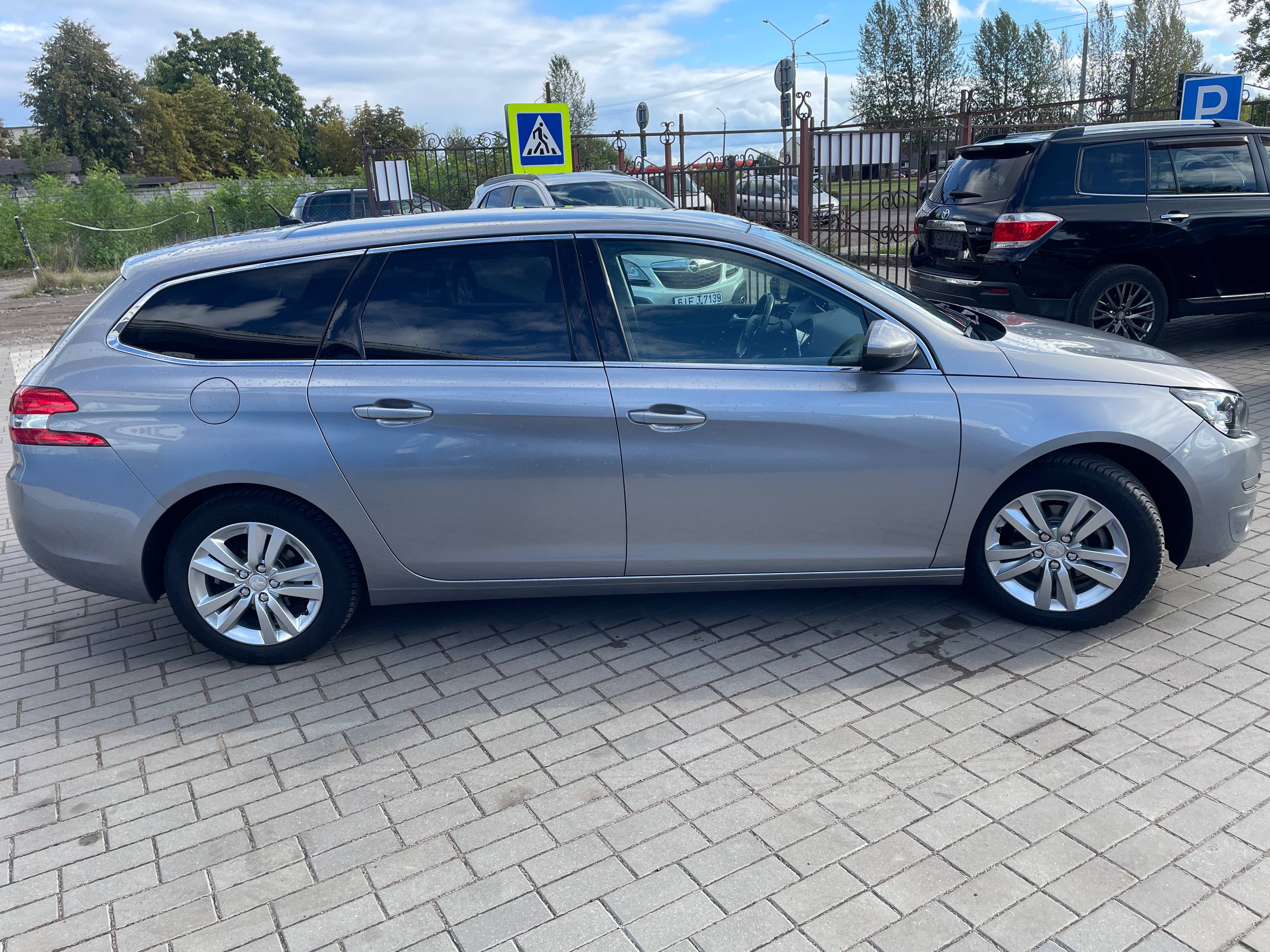 Фото автомобиля 14