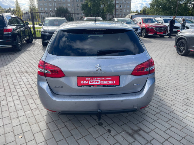 Фото автомобиля 11