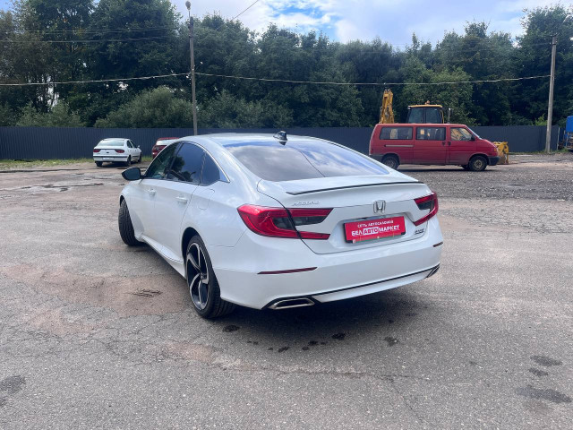 Фото автомобиля 6