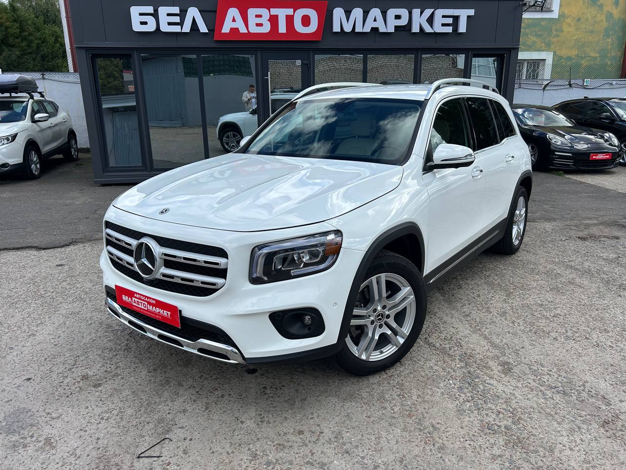 авто с пробегом mercedes-benz GLB 2022