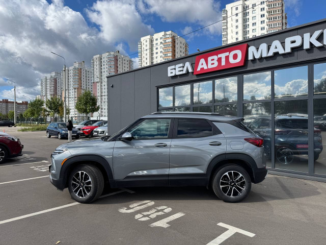 Фото автомобиля 7