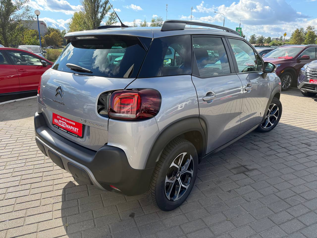 Фото автомобиля 2