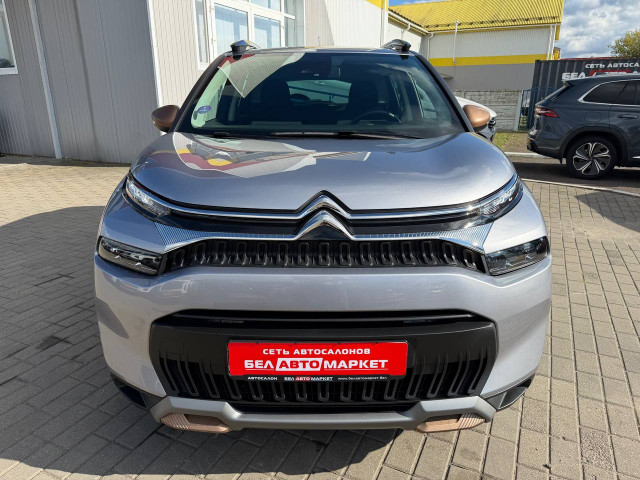 Фото автомобиля 3