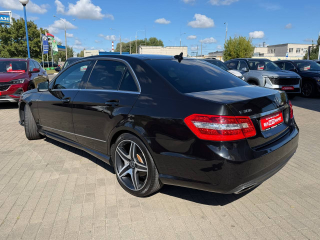 Фото автомобиля 7