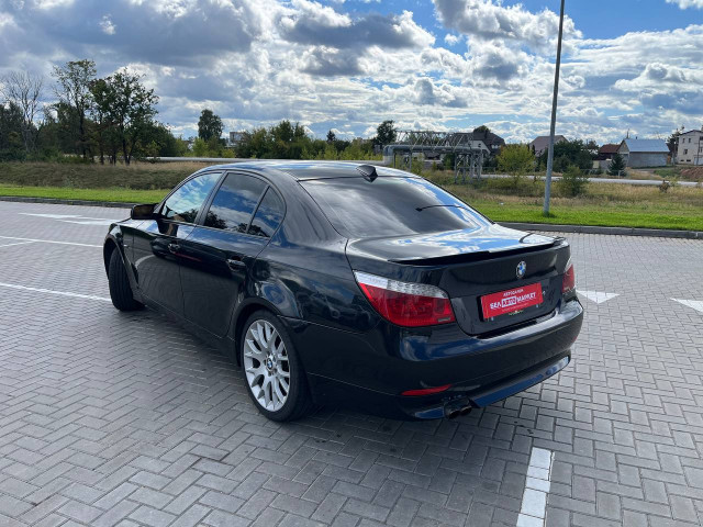 Фото автомобиля 6