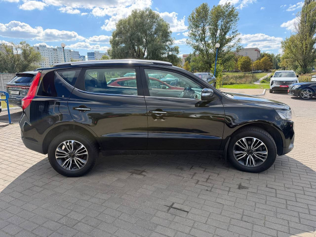 Фото автомобиля 3