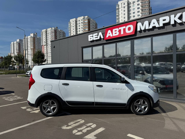 Фото автомобиля 3