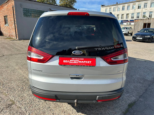 Фото автомобиля 5