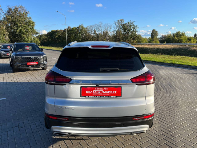 Фото автомобиля 5