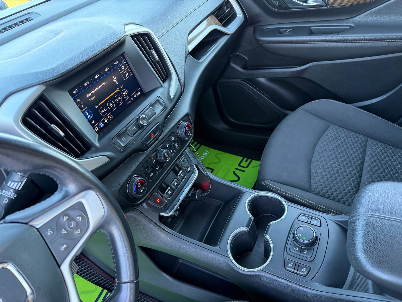 Фото автомобиля 12
