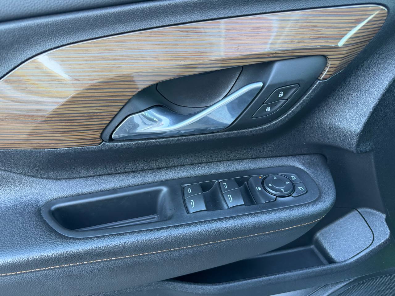Фото автомобиля 14