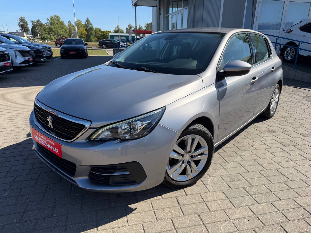 авто с пробегом peugeot 308 2018