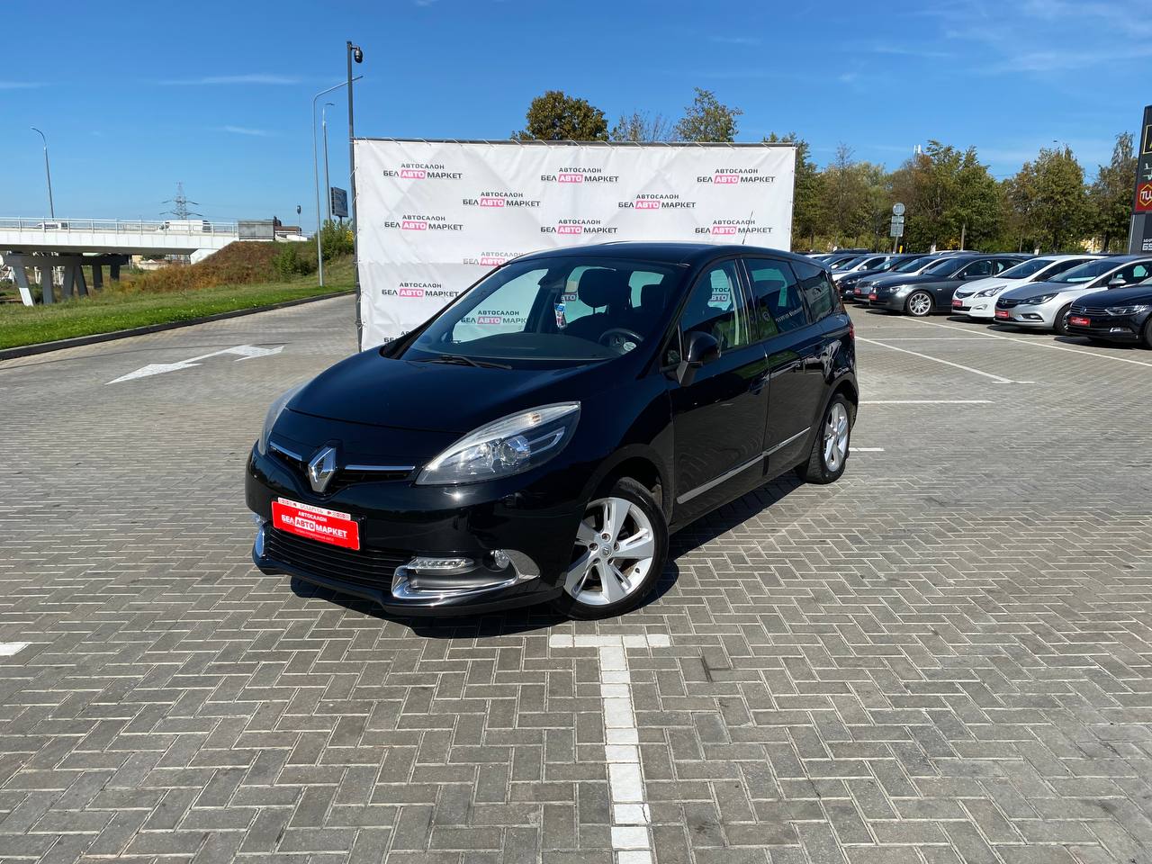 авто с пробегом renault scenic 2012