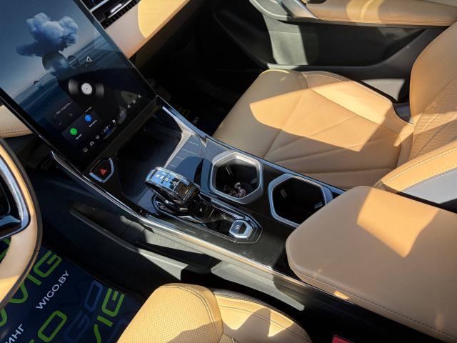 Фото автомобиля 12