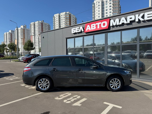 Фото автомобиля 3