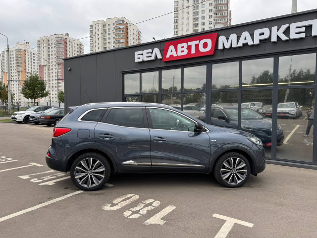 Фото автомобиля 3