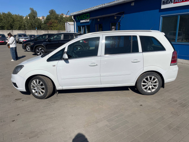 Фото автомобиля 7
