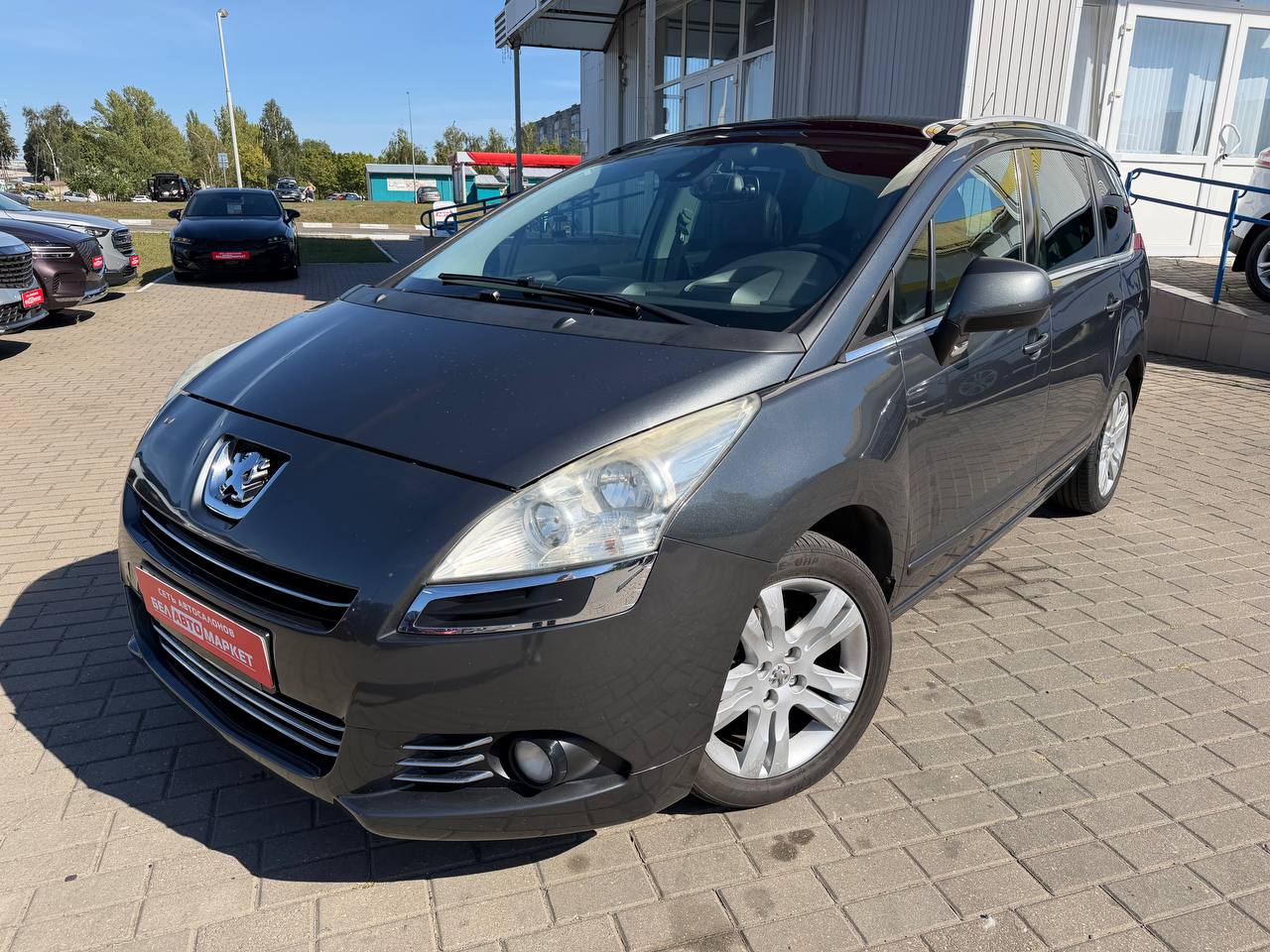авто с пробегом peugeot 5008 2011