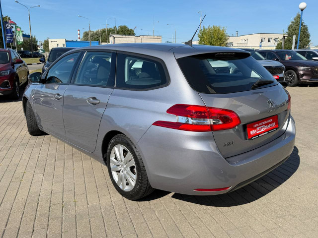 Фото автомобиля 6