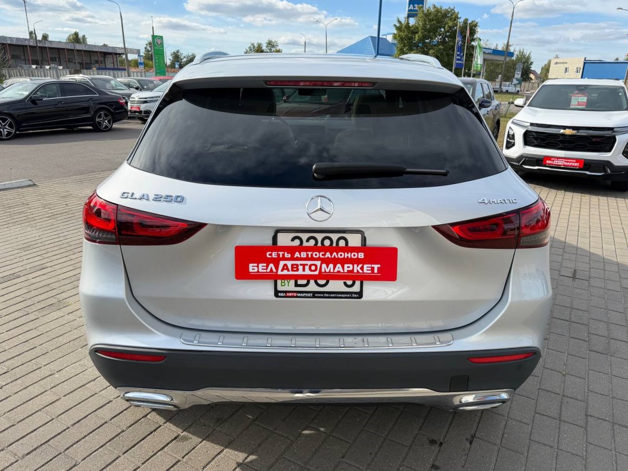 Фото автомобиля 2