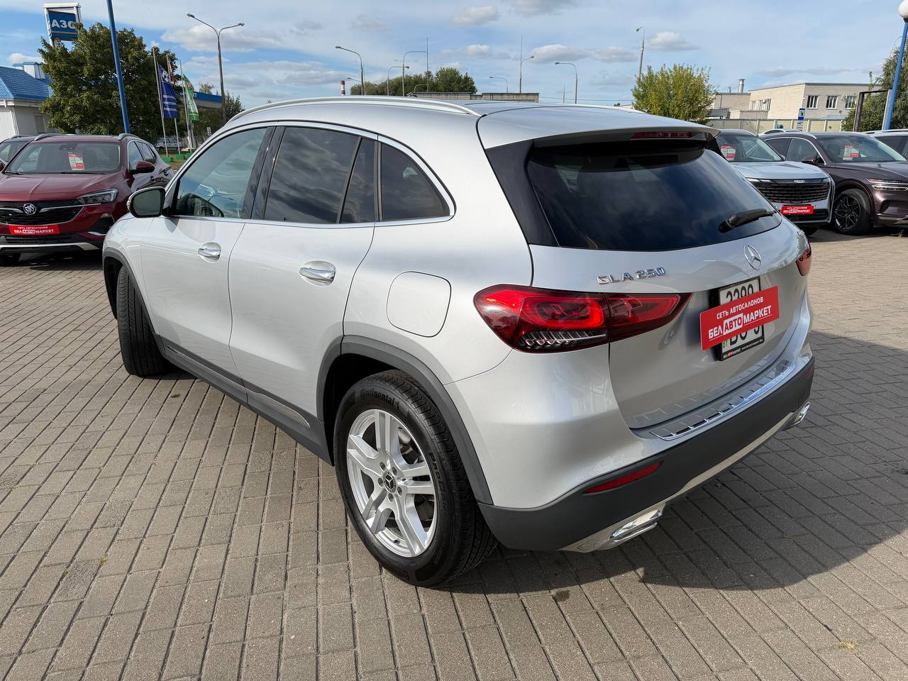 Фото автомобиля 7