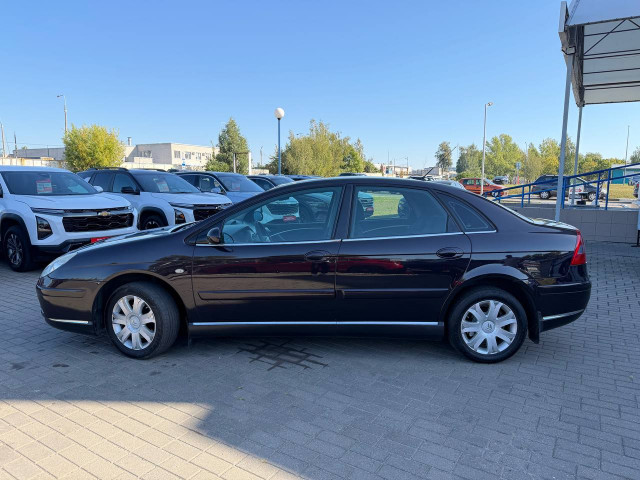 Фото автомобиля 7