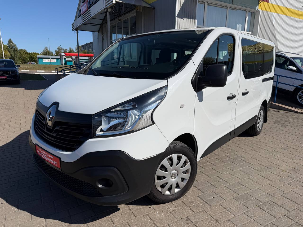 авто с пробегом renault trafic 2019