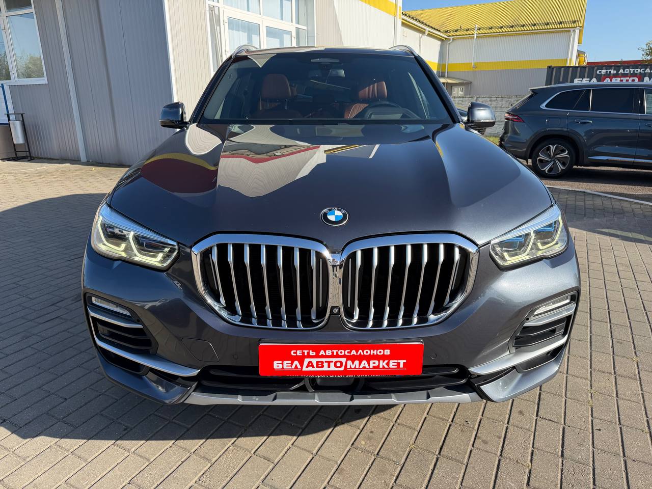 Фото автомобиля 3