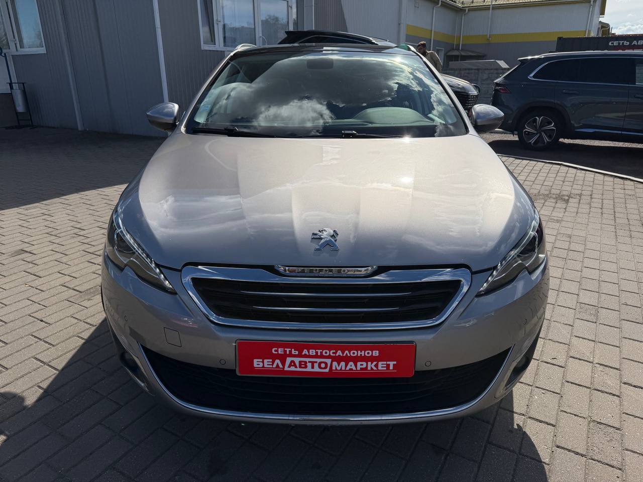 Фото автомобиля 2