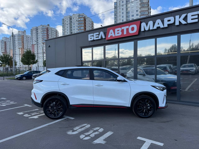 Фото автомобиля 3