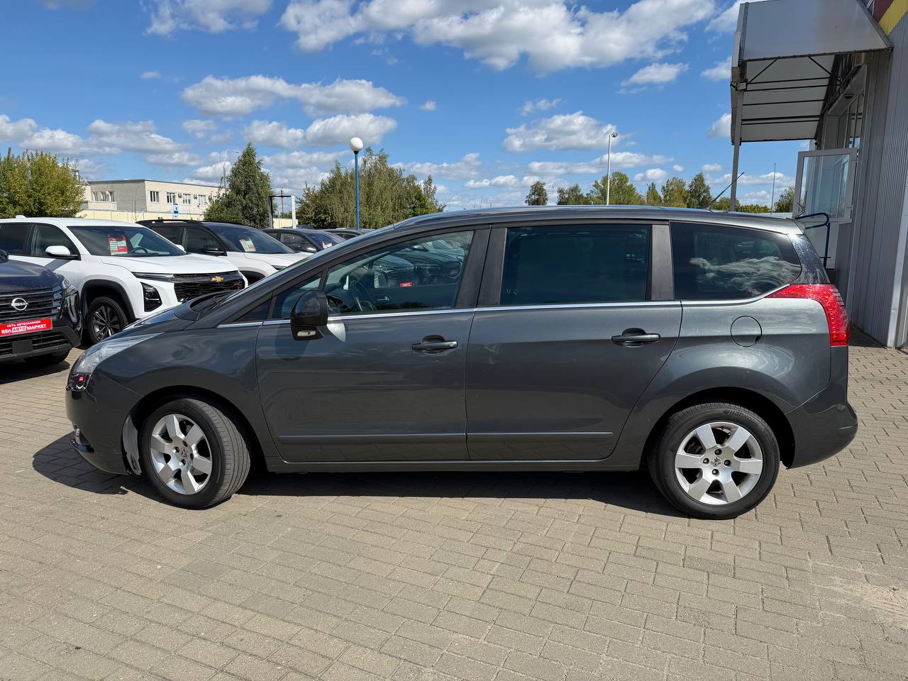 Фото автомобиля 7
