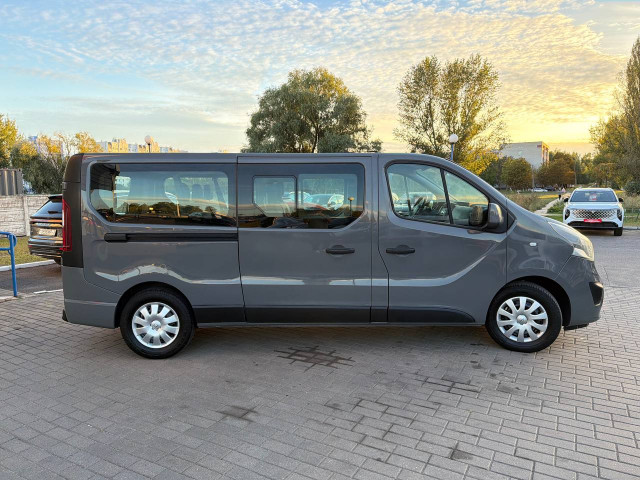 Фото автомобиля 3