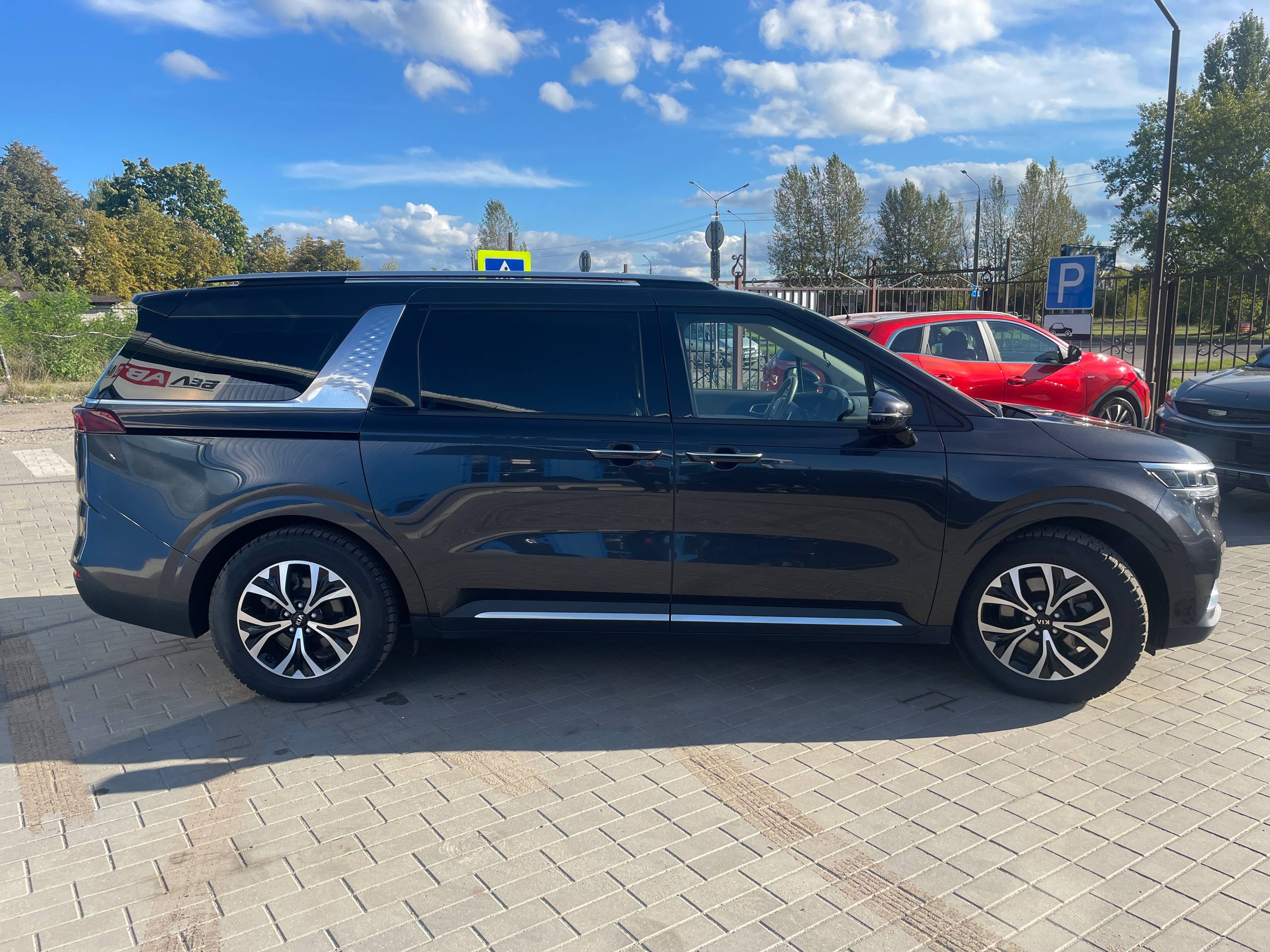 Фото автомобиля 3