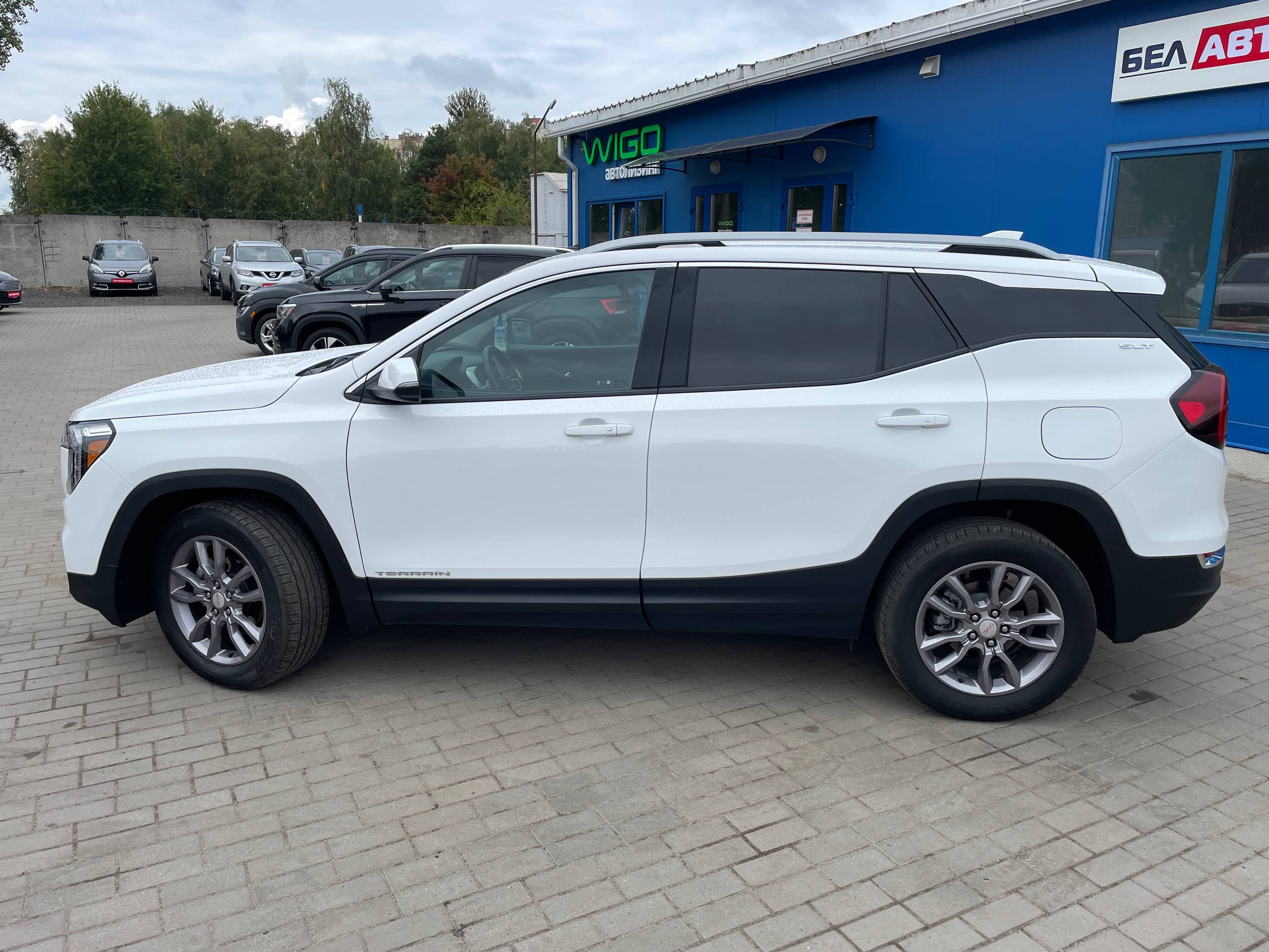 Фото автомобиля 8