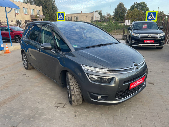 Фото автомобиля 2