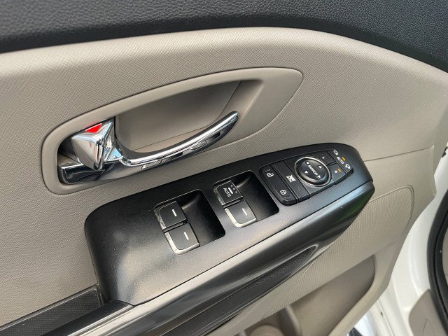 Фото автомобиля 12