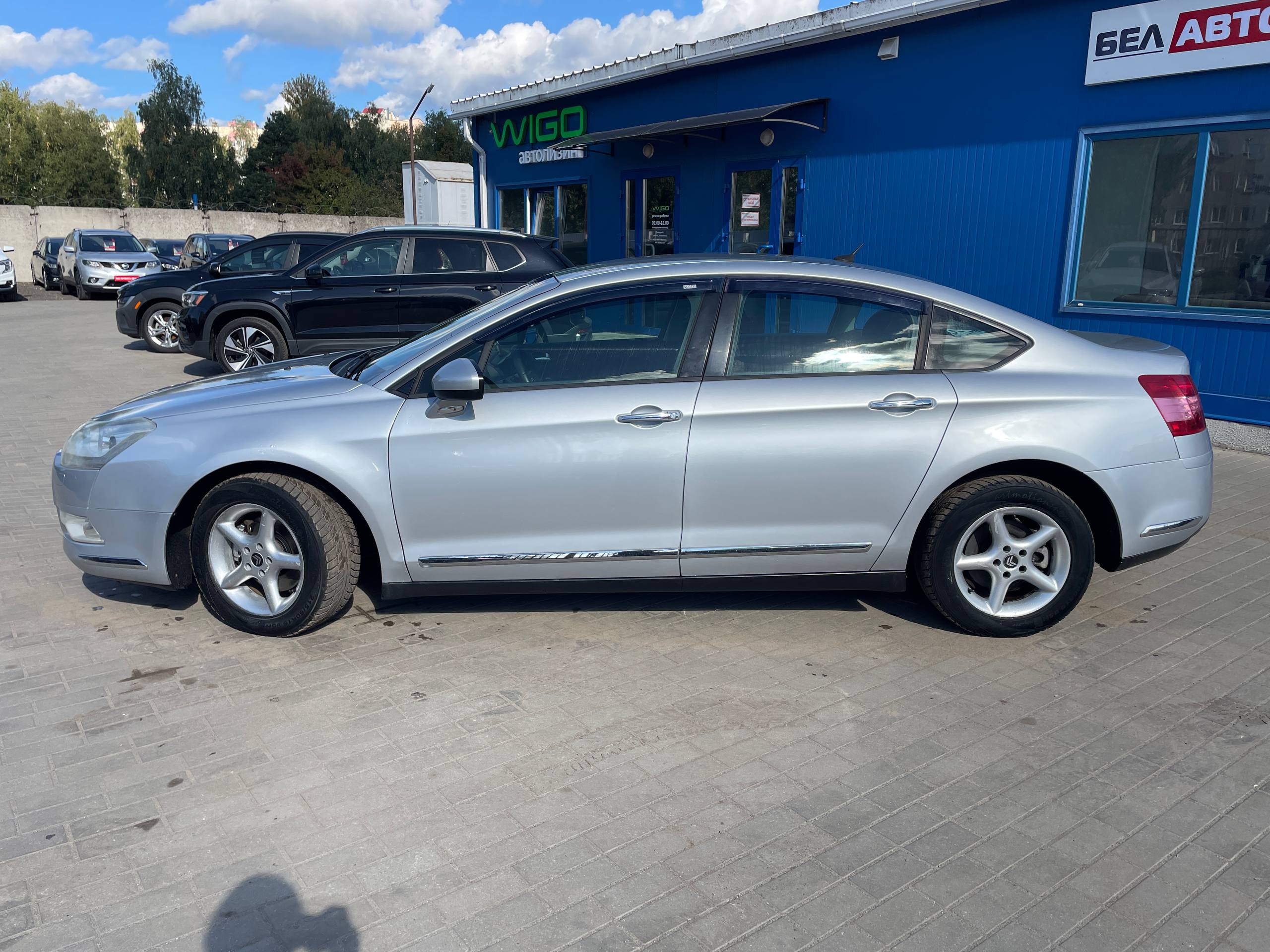 Фото автомобиля 2