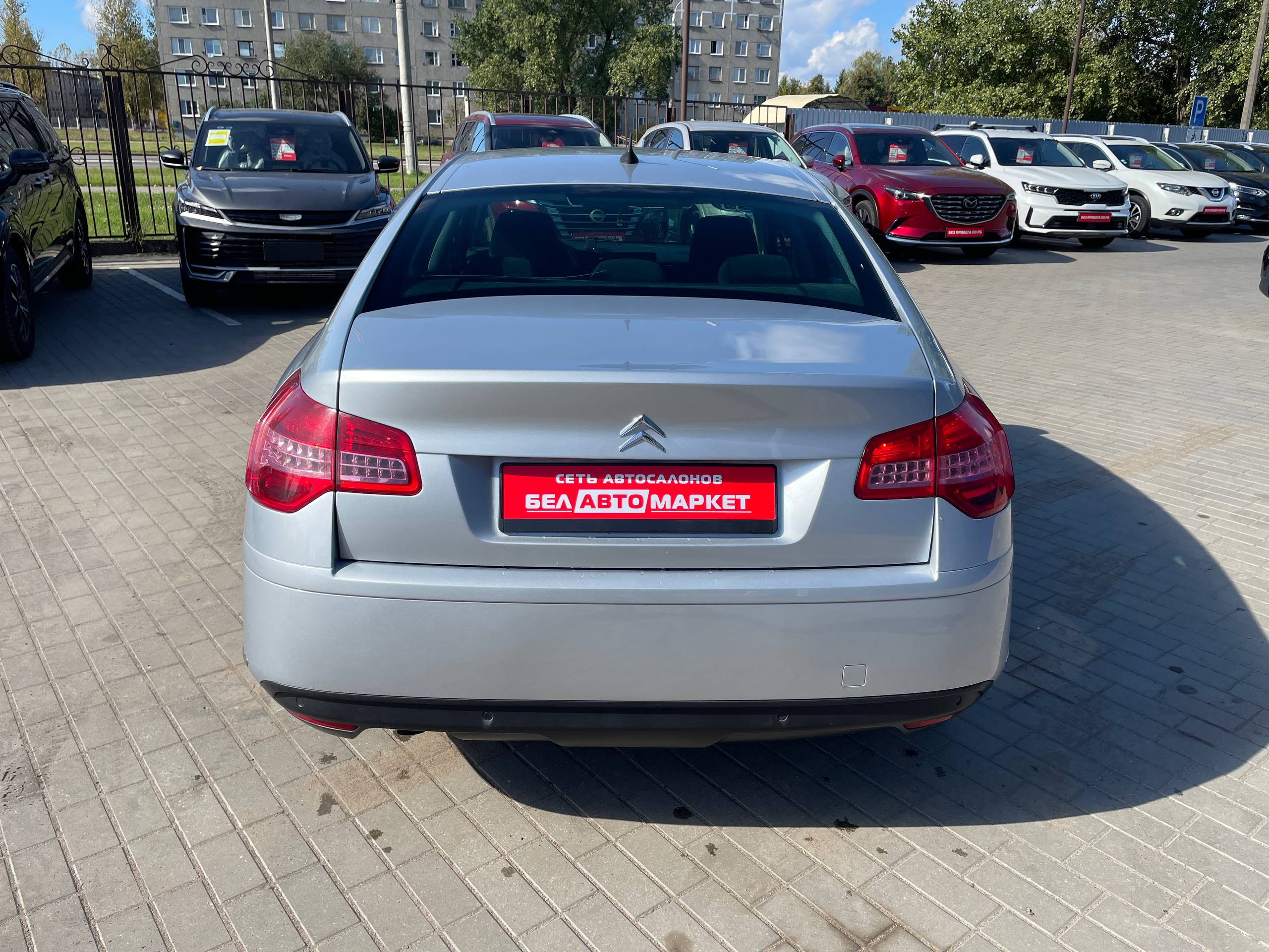 Фото автомобиля 6