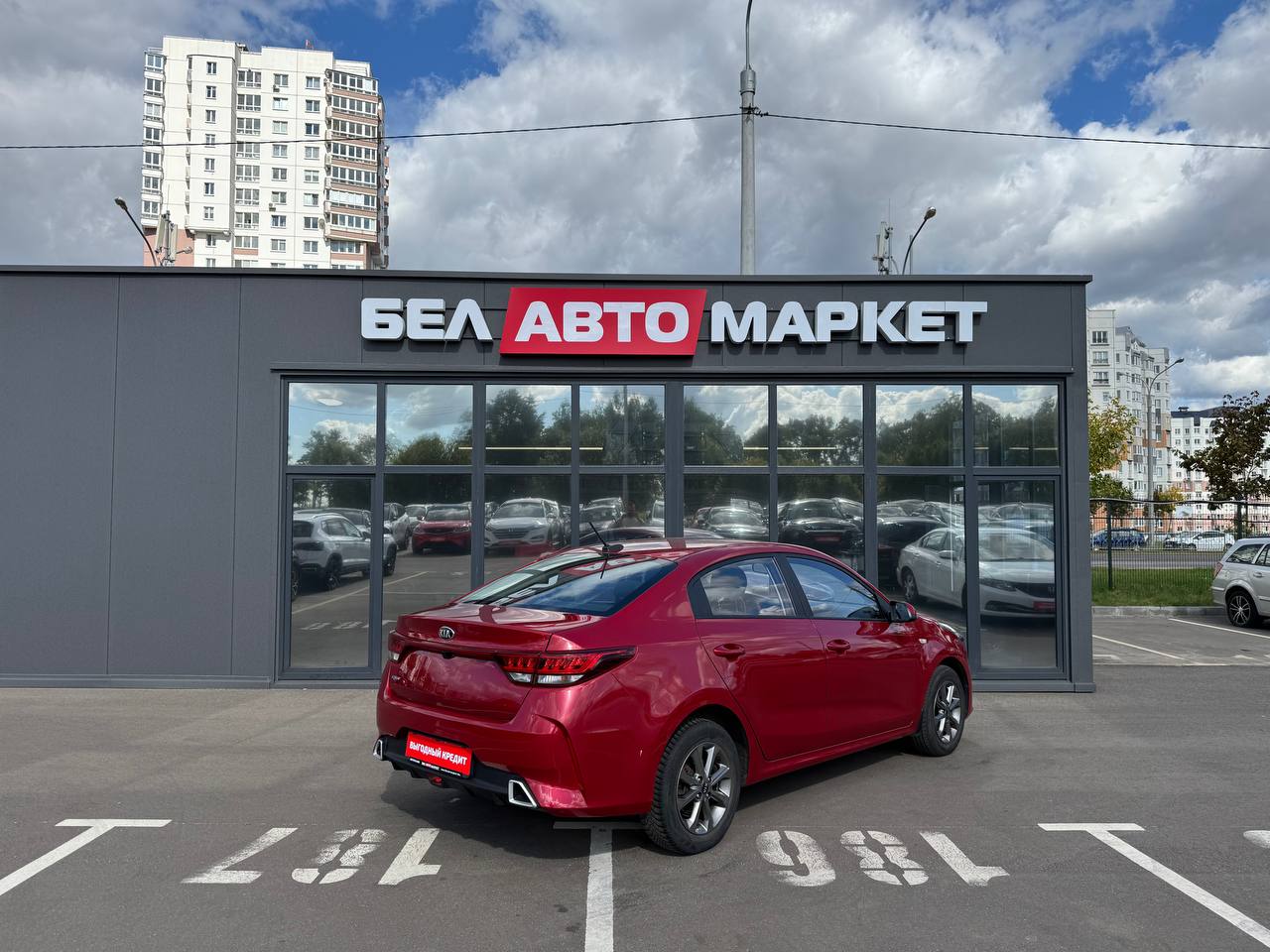 Фото автомобиля 3