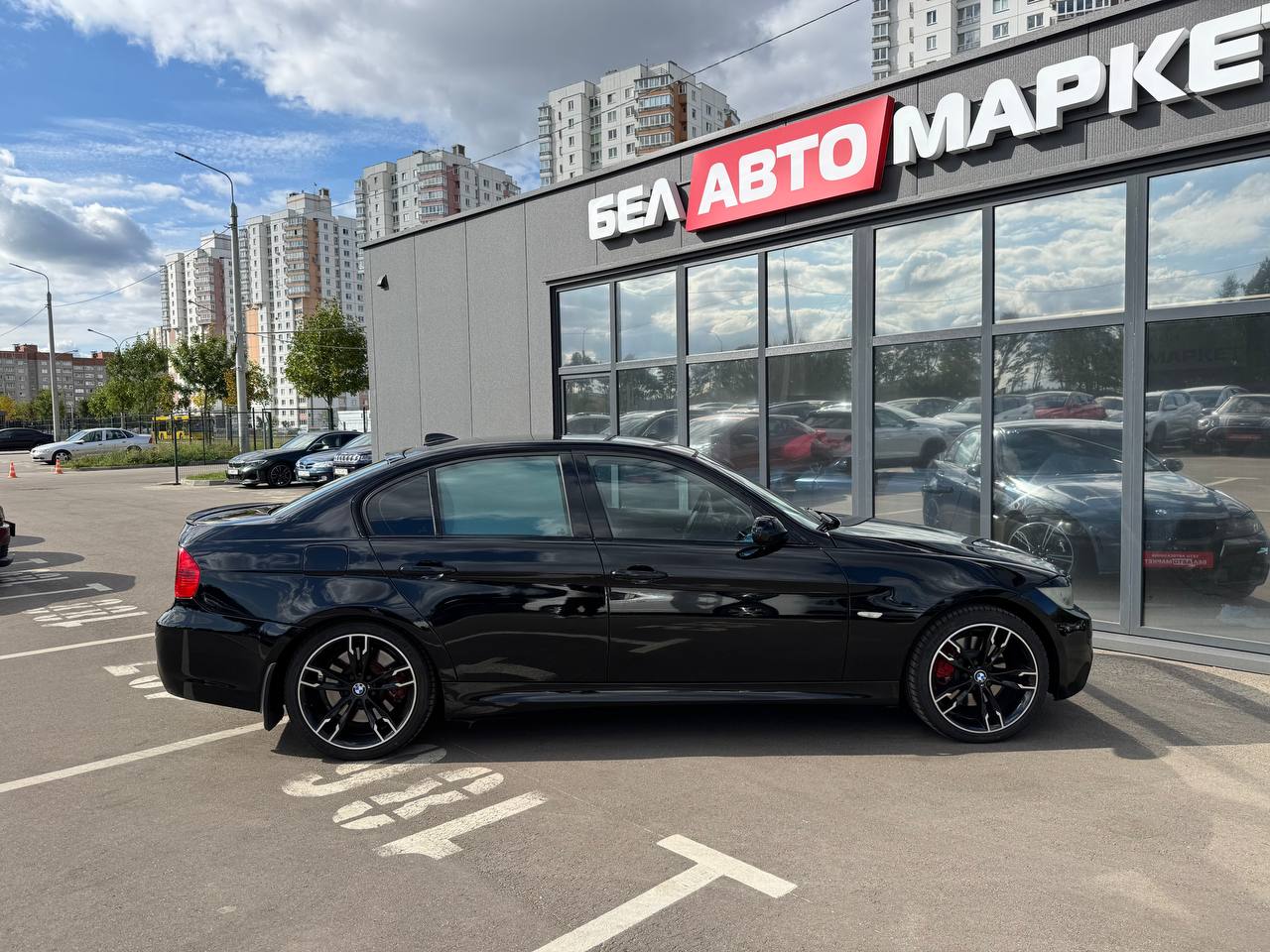 Фото автомобиля 3