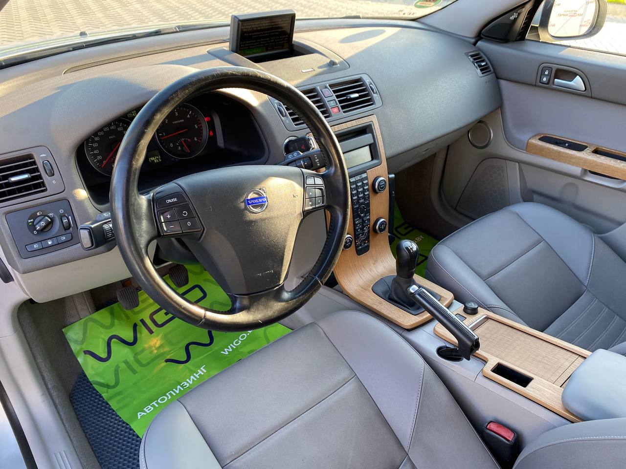 Фото автомобиля 12