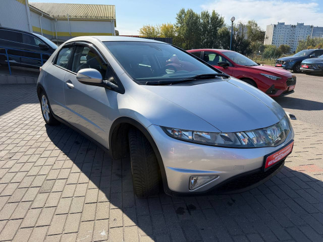 Фото автомобиля 2