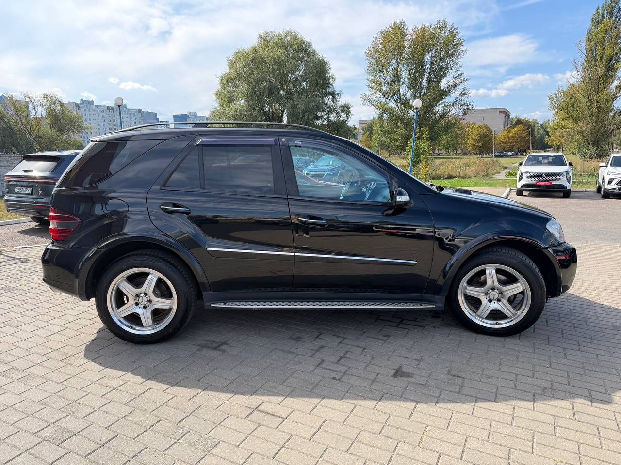 Фото автомобиля 3