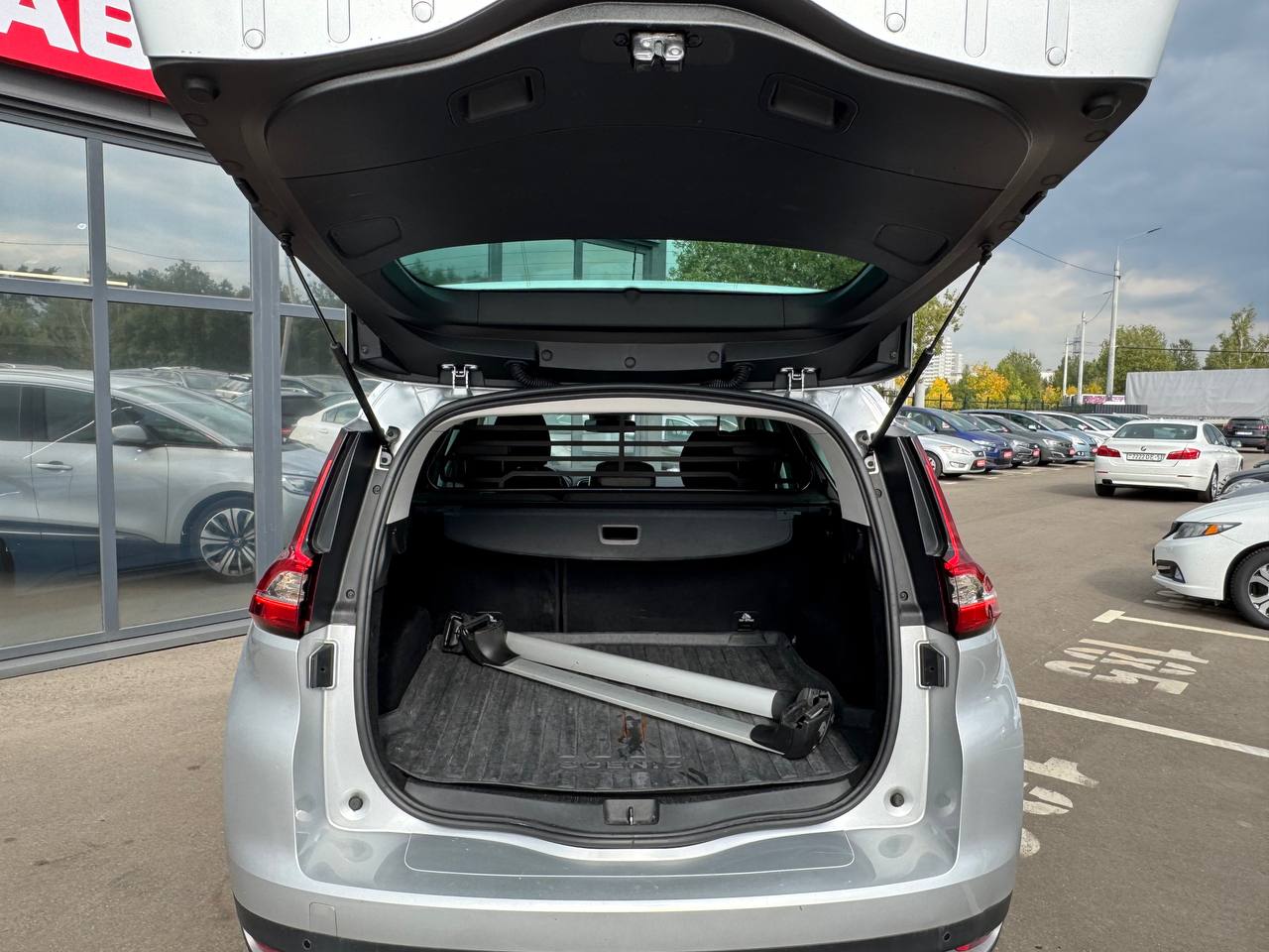 Фото автомобиля 19