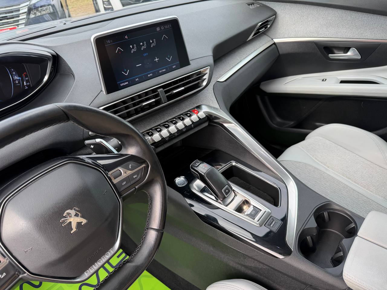 Фото автомобиля 13