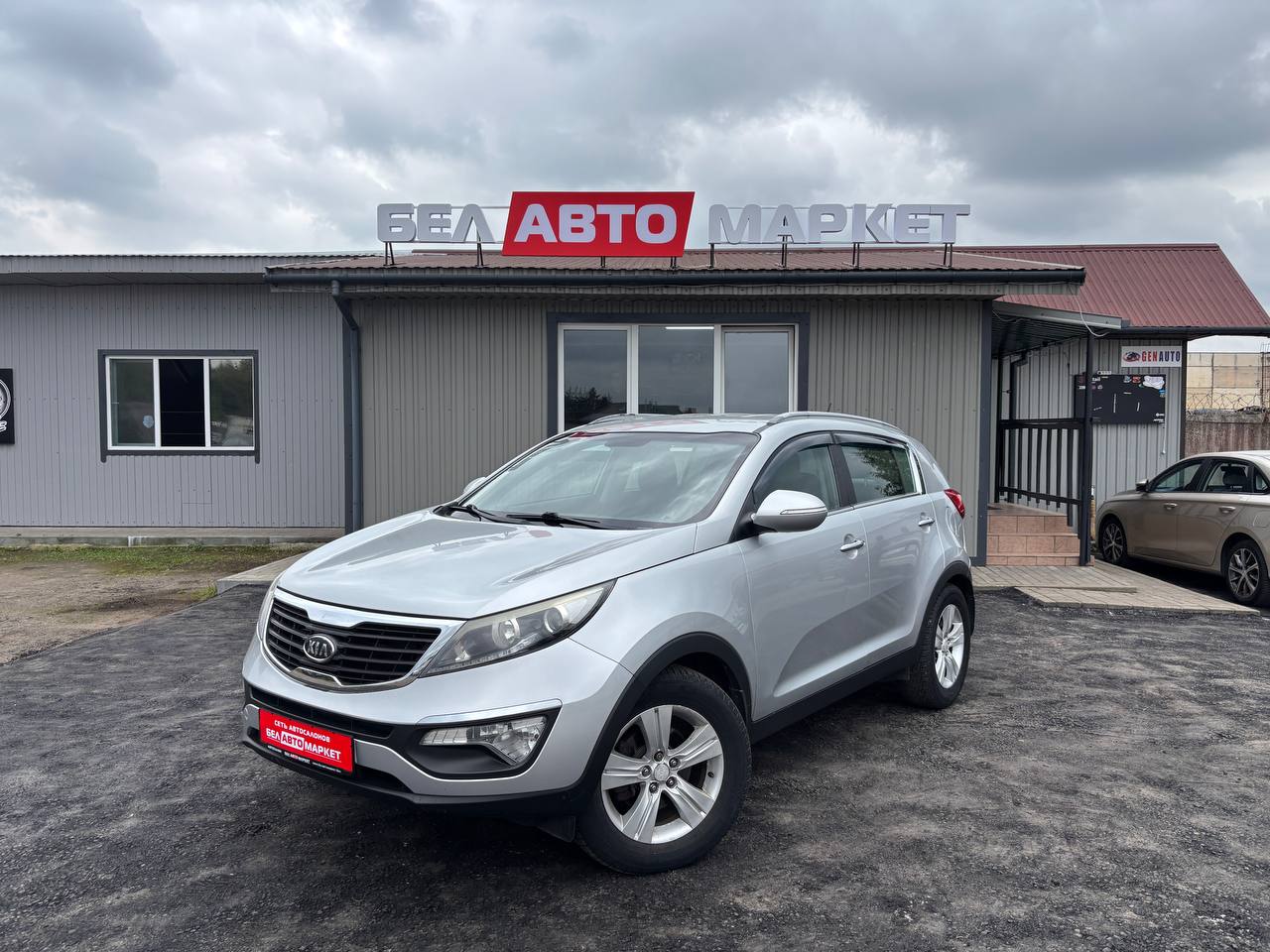 авто с пробегом kia sportage 2010