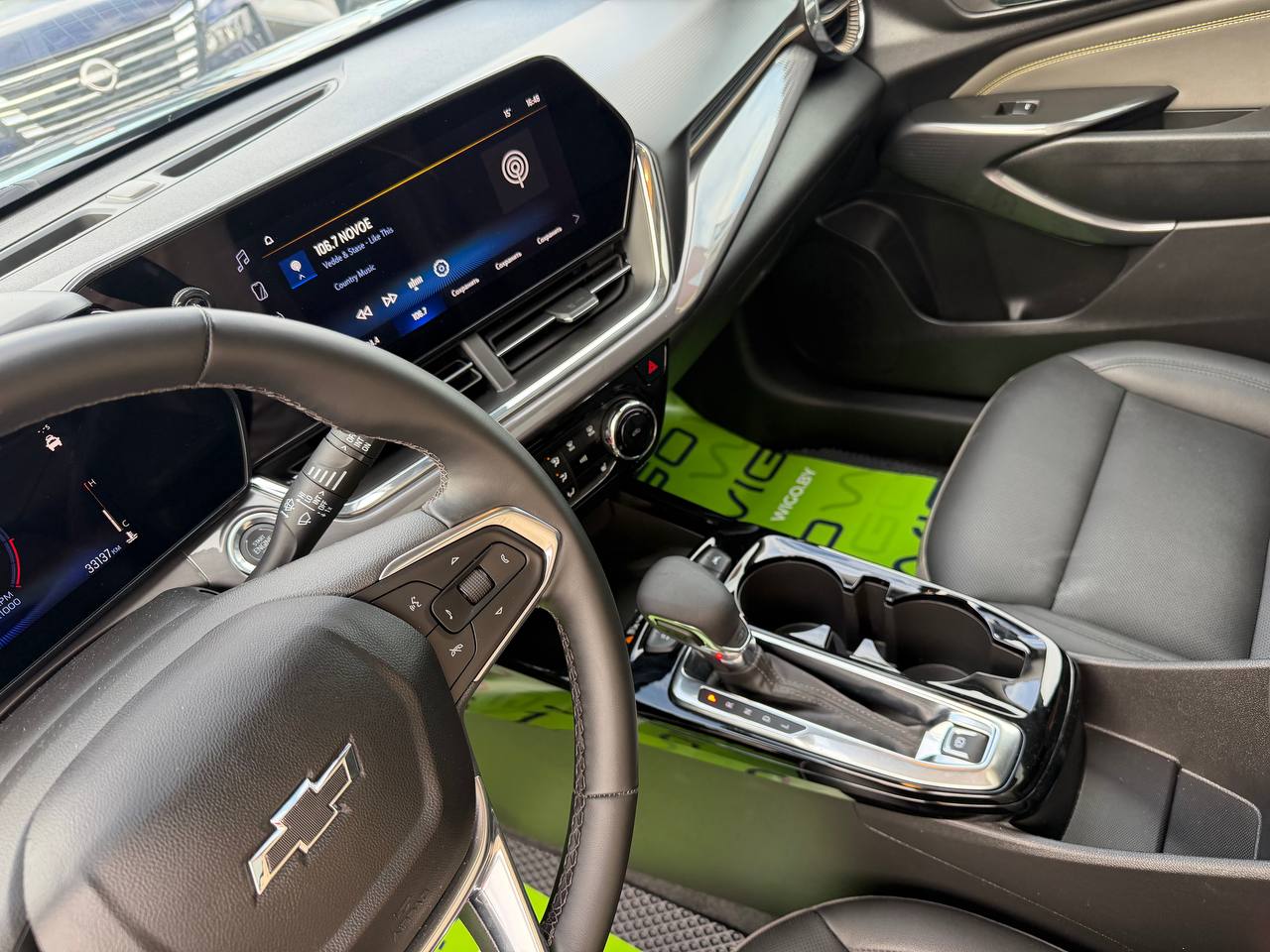 Фото автомобиля 12
